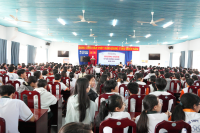 Trường Đại học Nha Trang tư vấn hướng nghiệp cho học sinh Trường THPT Chuyên Lê Quý Đôn (Ninh Thuận cũ)