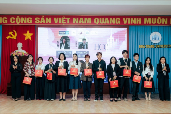 Khai mạc Hội nghị Mô phỏng Liên Hợp Quốc Khánh Hòa (KYMUN’26) tại Trường Đại học Nha Trang