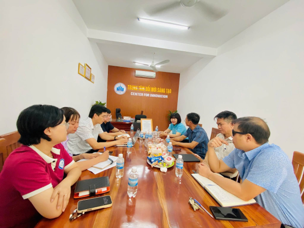 Trao đổi hợp tác giữa “3 Nhà” phát triển hoạt động khoa học, công nghệ và đổi mới sáng tạo tại Khánh Hòa